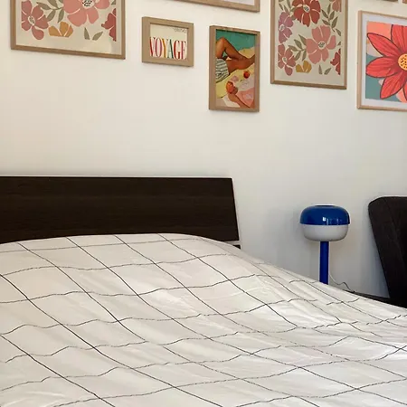 Colonel A Rochefort, Proche Thermes Avec Parking Prive Rochefort (Charente-Maritime)